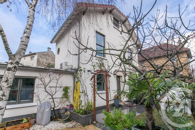 Maison à louer ST MAUR DES FOSSES