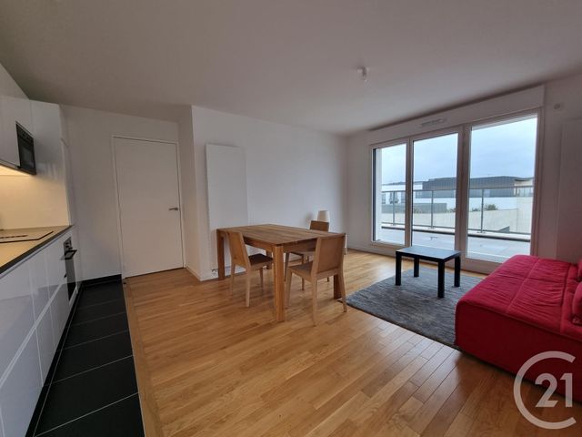 Appartement F3 à louer ST MAUR DES FOSSES