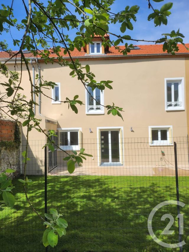 Maison à louer - 6 pièces - 113,09 m2 - Champigny Sur Marne - 94 - ILE-DE-FRANCE